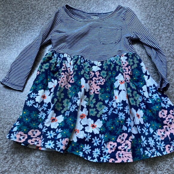 Carter's dress 18 month - Picture 1 of 1